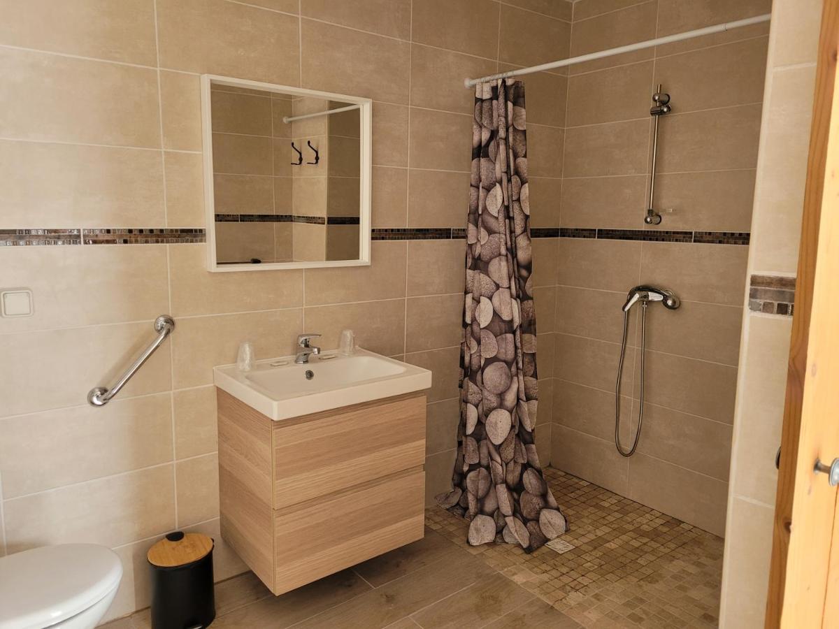Le Cocardier Saintes-Maries-de-la-Mer Kamer foto