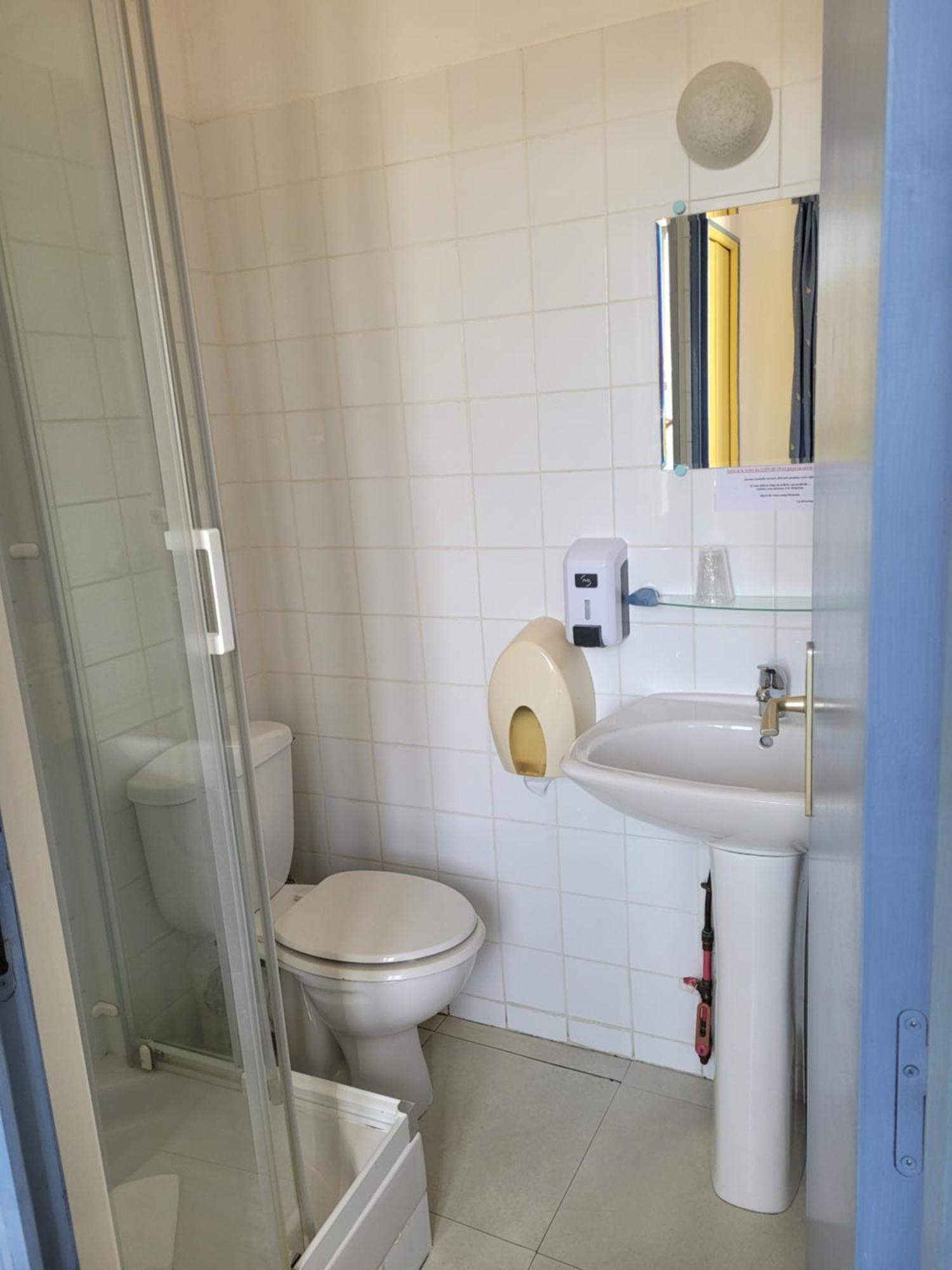 Le Cocardier Saintes-Maries-de-la-Mer Kamer foto